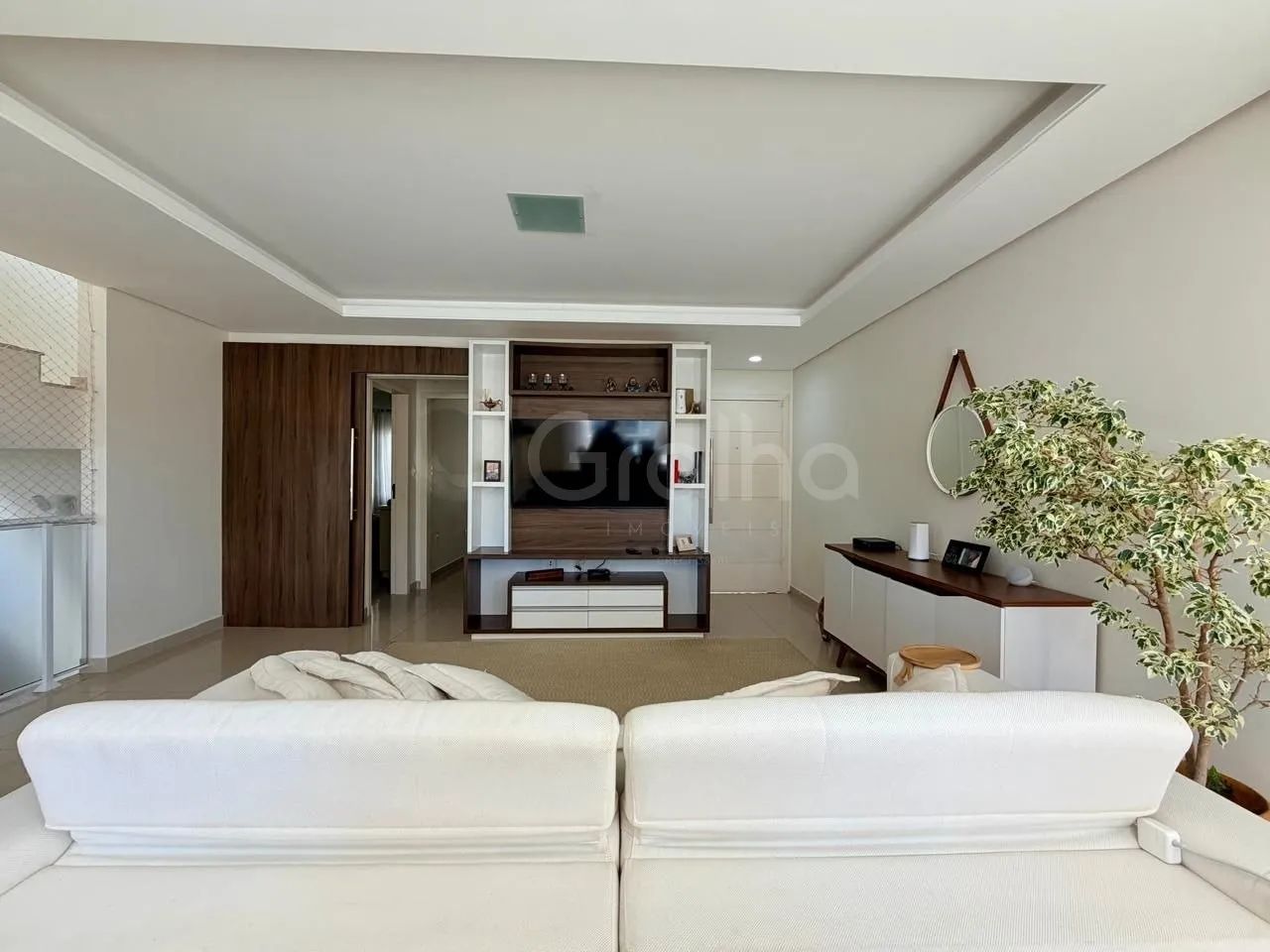 Casa Semi-Mobiliada com Piscina e 3 Suítes na Pedra Branca - Foto 3