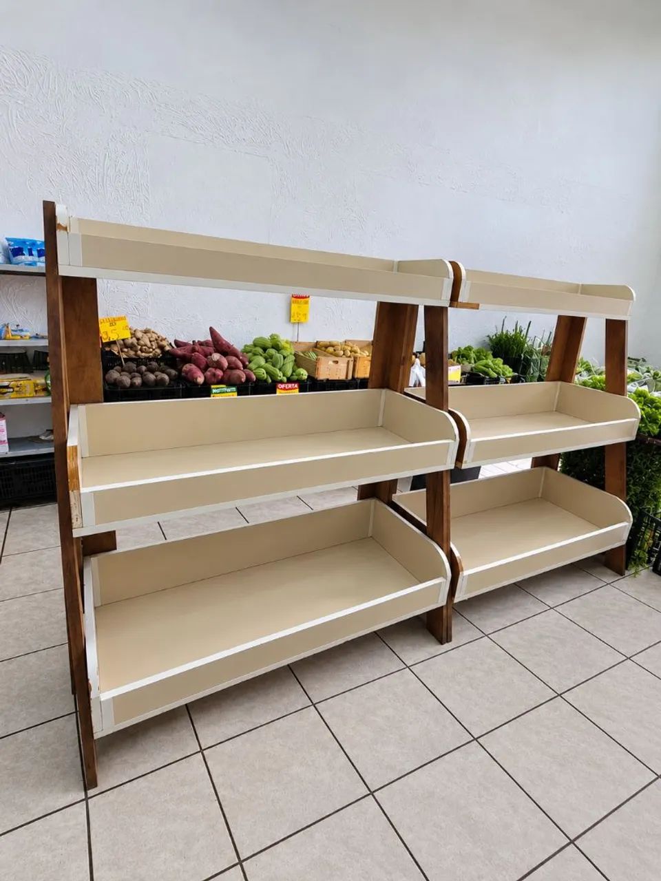 Expositor de Hortifruti com 6 Bandejas - Madeira e MDF