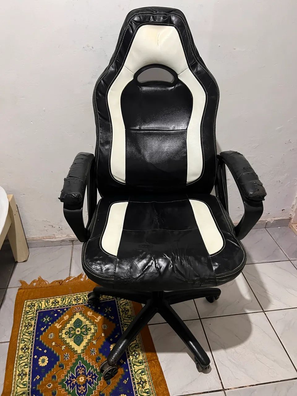 Cadeira Gamer DT3 Usada