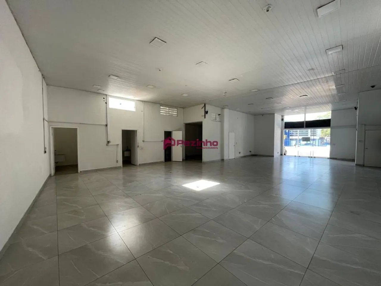 Barracão para alugar em Limeira, Jardim Maria Bruschi Modeneis, com 350 m² - Foto 5