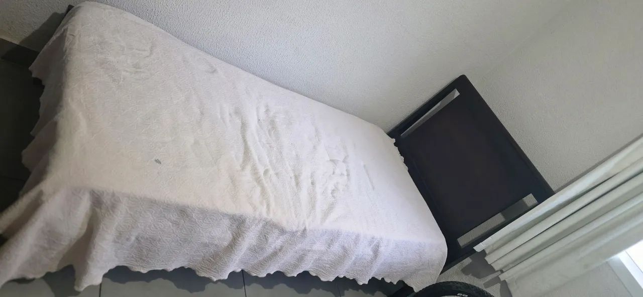 Cama de solteiro com colchão  - Foto 2