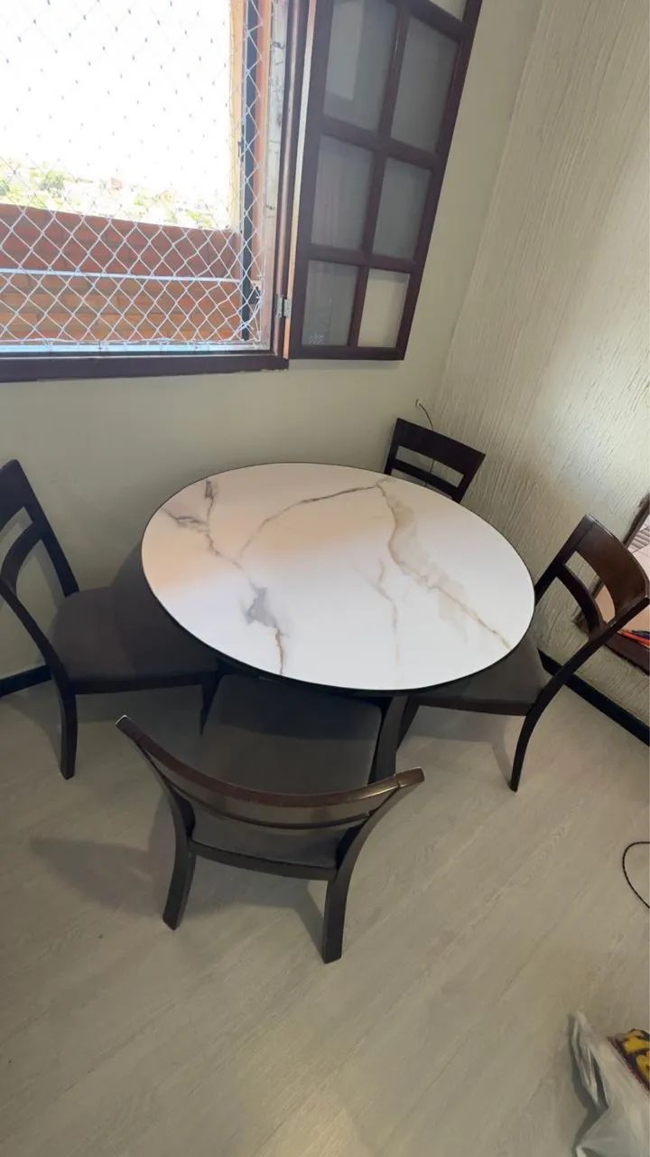 Mesa com 4 cadeiras - Foto 3