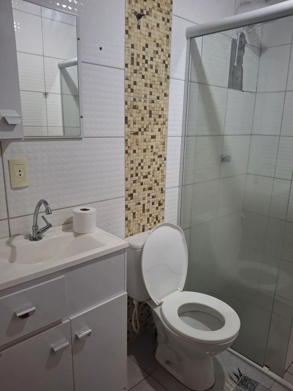 Alugo casa no centro de Paulo Lopes - Foto 4