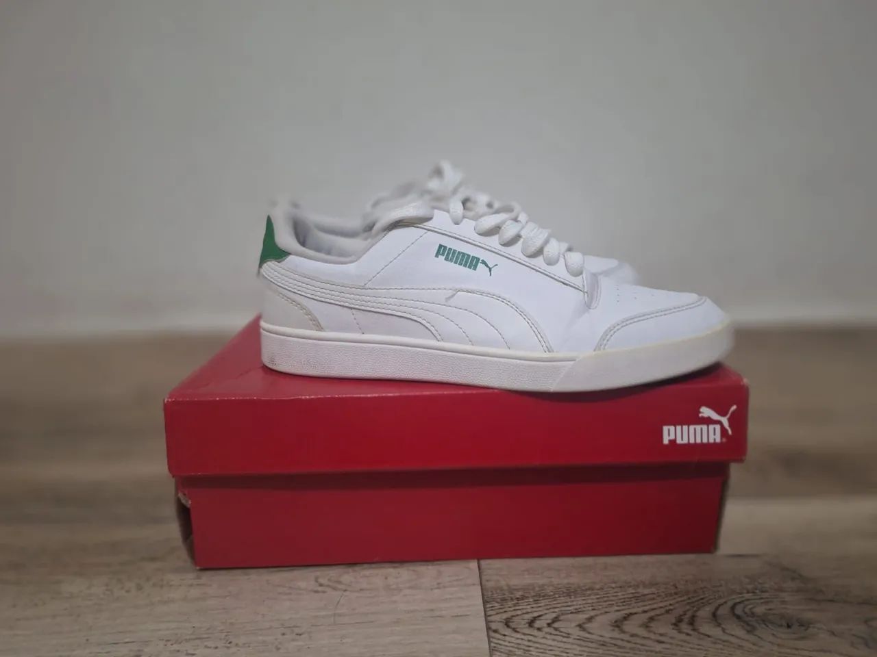 Tenis Puma Shuffle Branco e Verde - 38