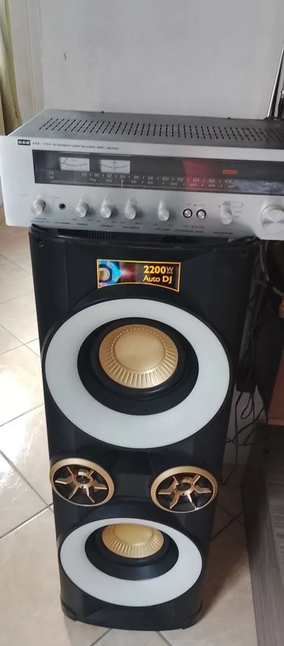 Caixa de som com alto falantes  - Foto 4