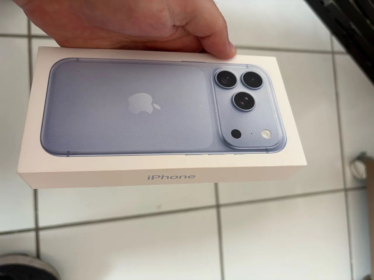 iPhone 18 pro 256gb glacial  - Foto 2