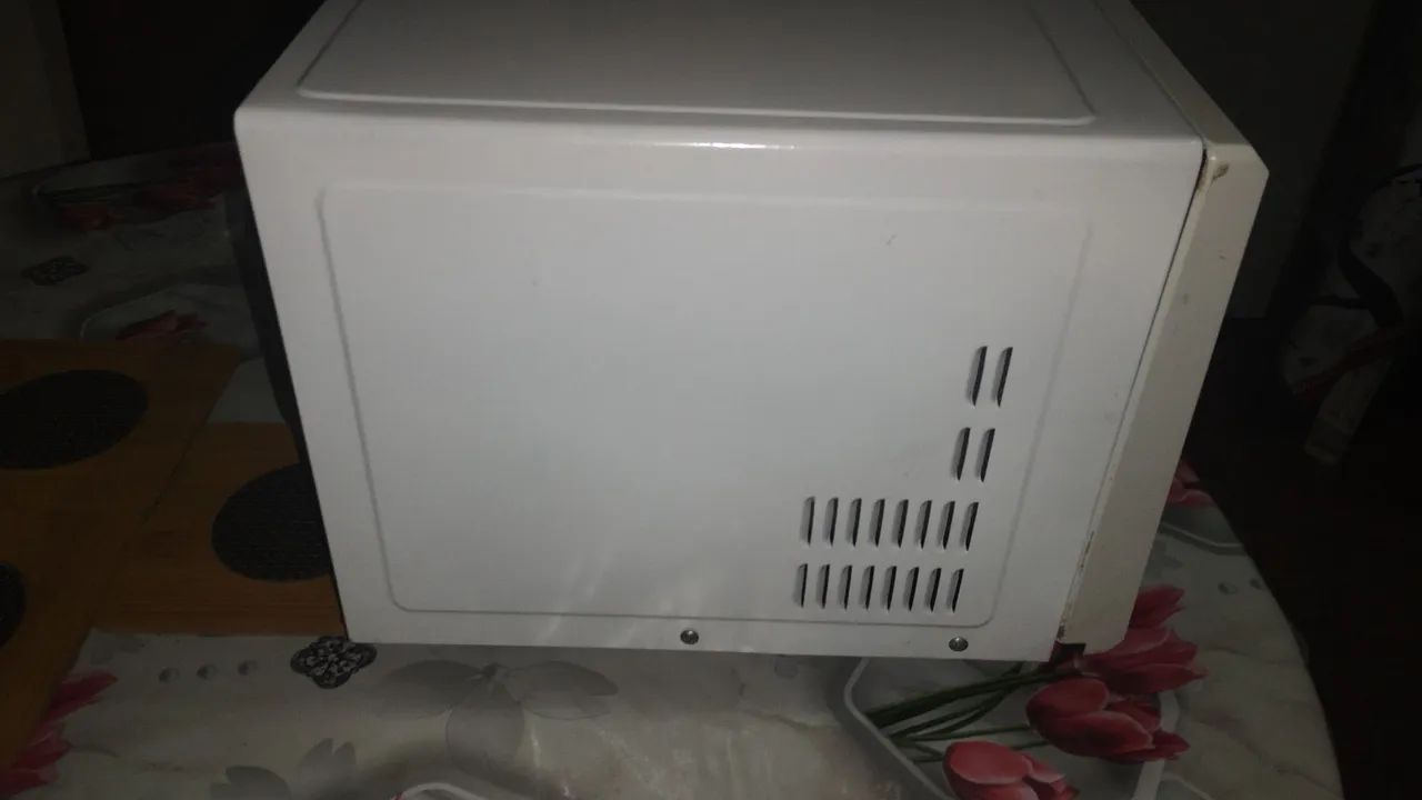 Microondas LG 28 litros 220v - Foto 4