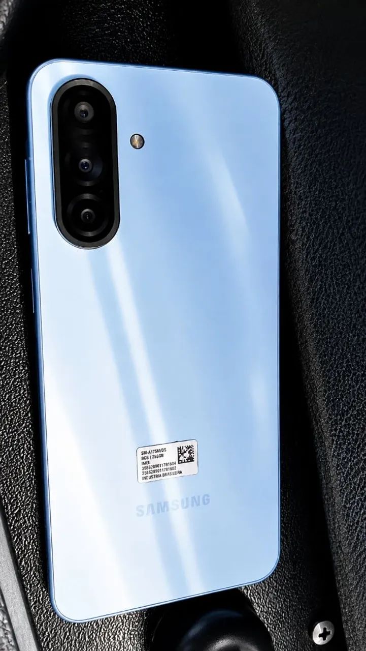 Celular A17 - Foto 2