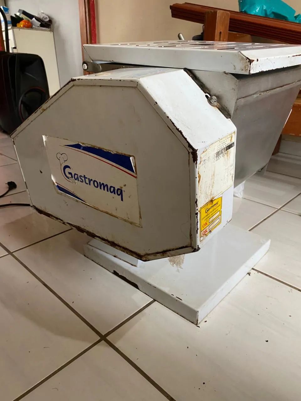 Vende-se máquina amassadeira - Foto 2