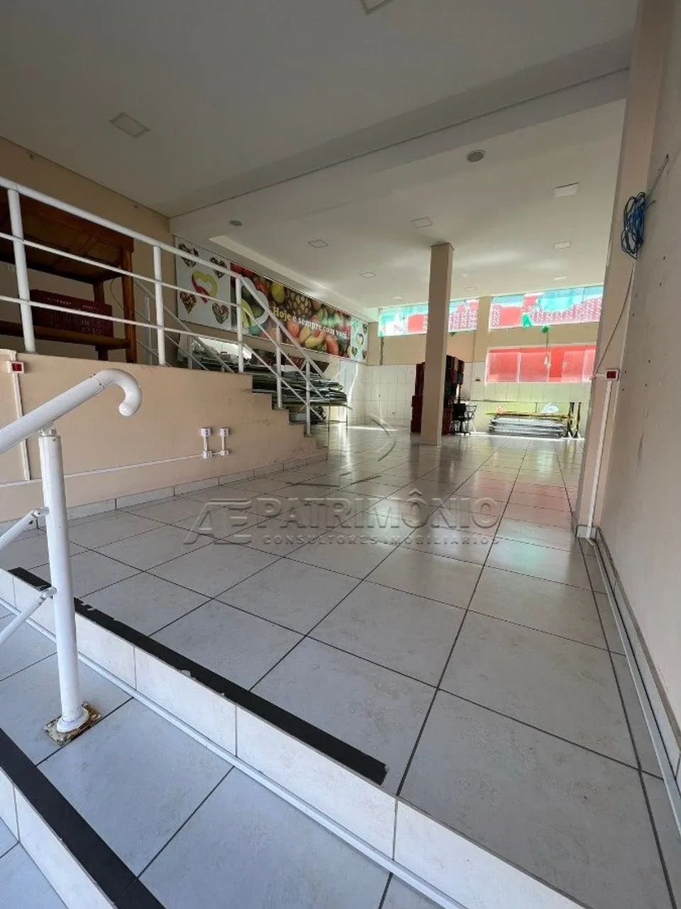 SALÃO COMERCIAL 260,00 M² Além Ponte