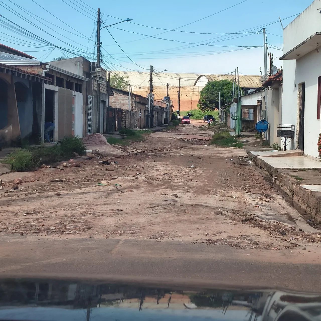 Casa, igreja e estacionamento  - Foto 3