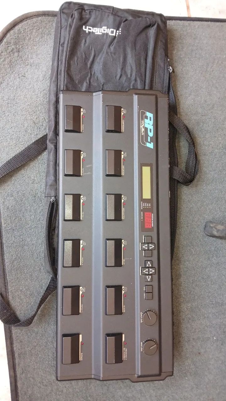 Pedaleira Digitech RP-1 