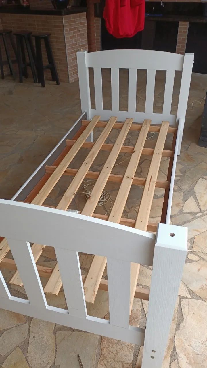 Cama beliche branca