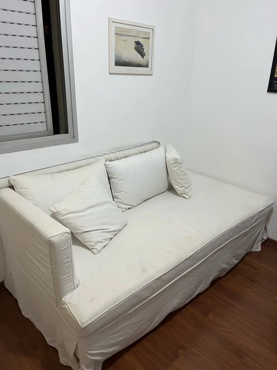 Sofá branco (acompanha a capa)