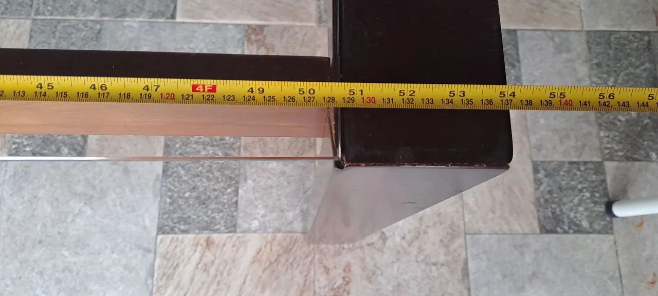  Mesa usada para 06 lugares tampo de vidro - Foto 4