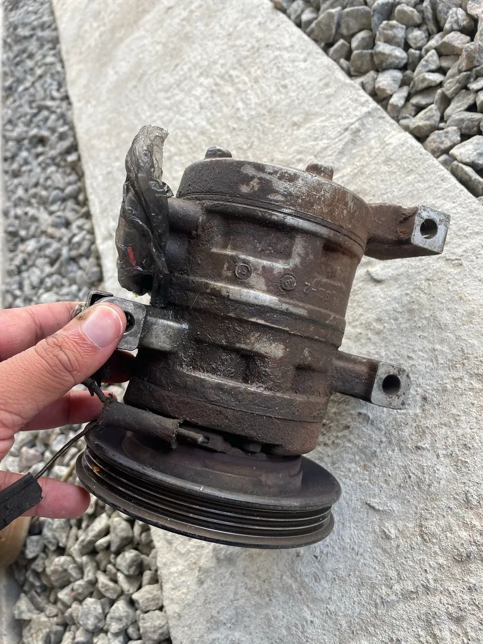 Compressor Ar Condicionado Renault Kwid - Foto 3