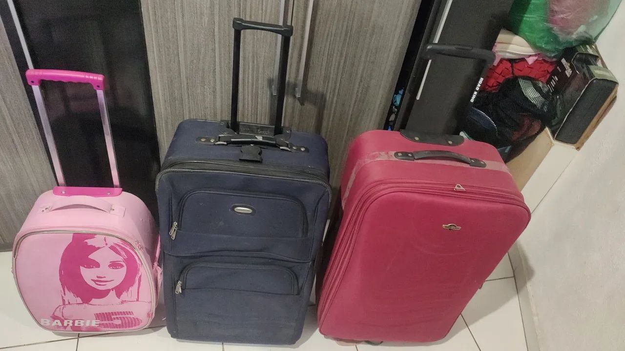 3 malas de viagem 2 adulto e uma infantil troco por TV 65 polegadas ou iPhone - Foto 3