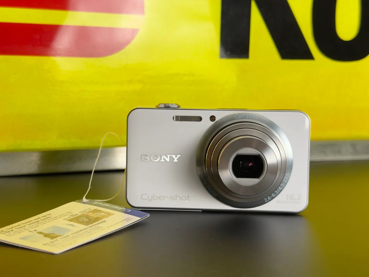 Sony Cybershot DSC-WX70 - câmera digital de 16.2MP e zoom de 5x