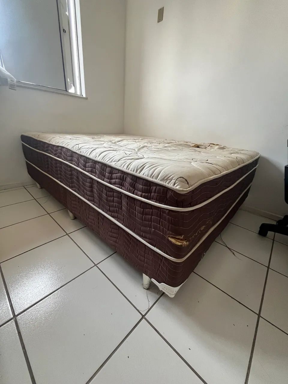 DOAÇÃO - Cama de casal box conjugada 