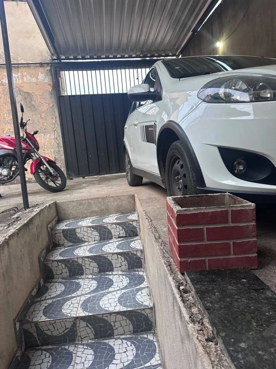 Troco casa no bairro céu Azul 
