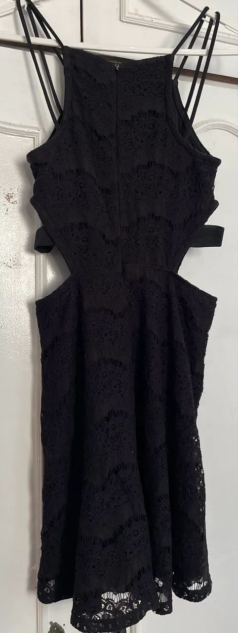 Vestido preto com renda  - Foto 2