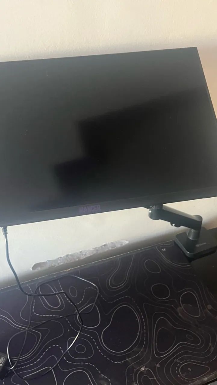 monitor e suporte articulado 
