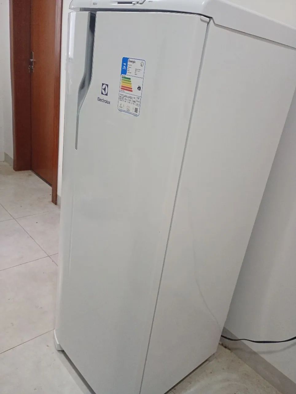 Geladeira Electrolux RE31  - Foto 2