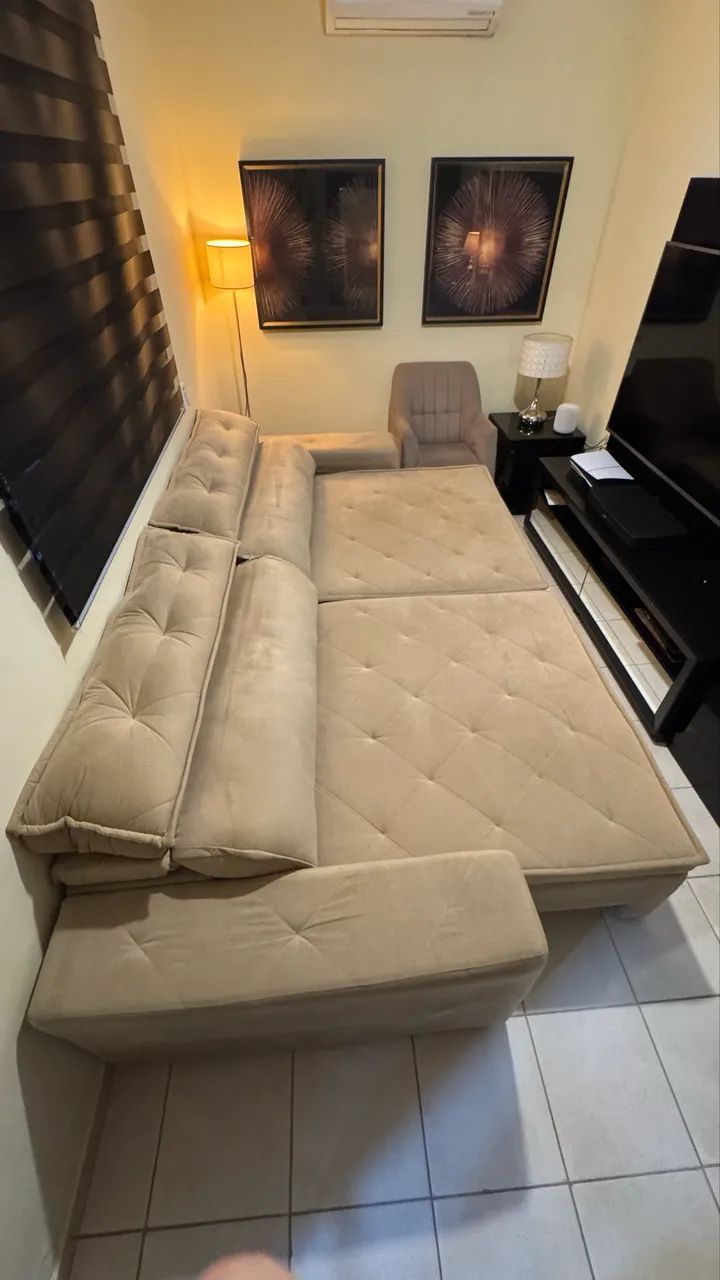 5-Seat Sofa in Excellent Condition65569168864899120