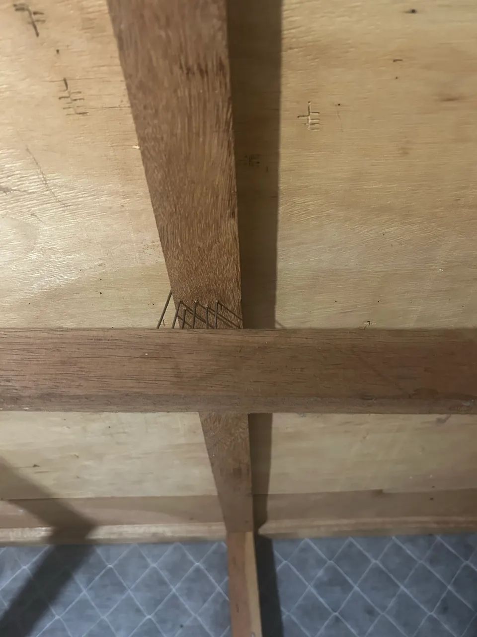 Cama de casal em bom estado, pronta para uso - Foto 2