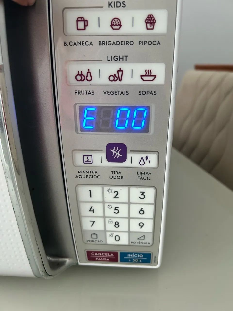 Preço negociável - Com defeito, para retirada de peças 