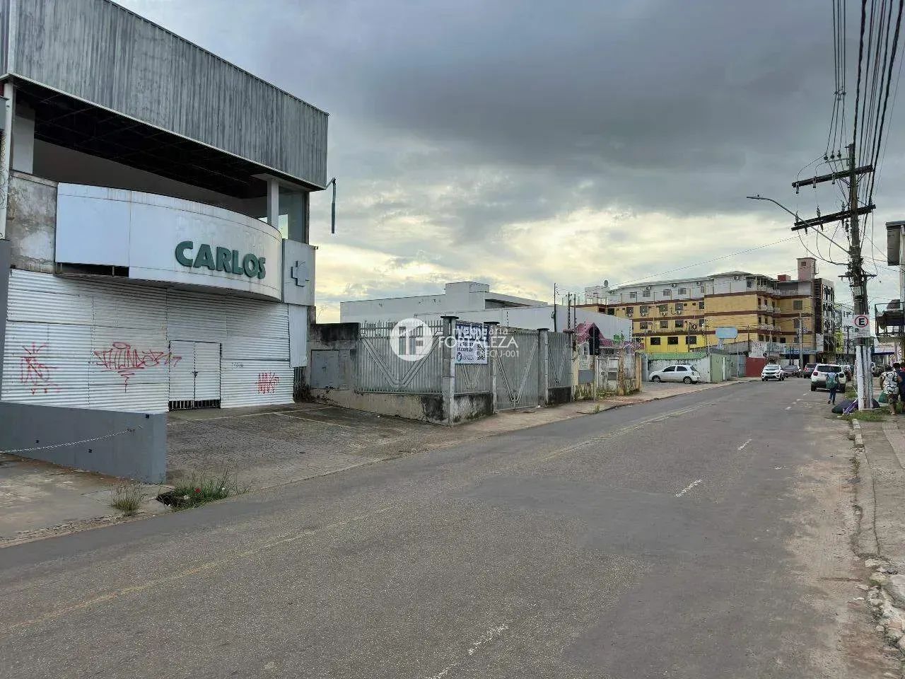 Predio comercial no Bosque - Rua Alvorada