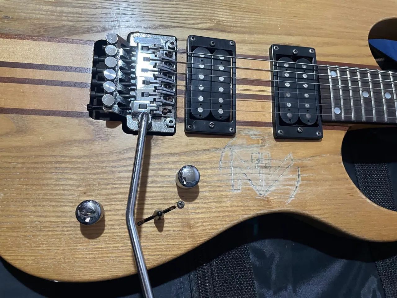 Guitarra Eagle EGT 61  - Foto 4
