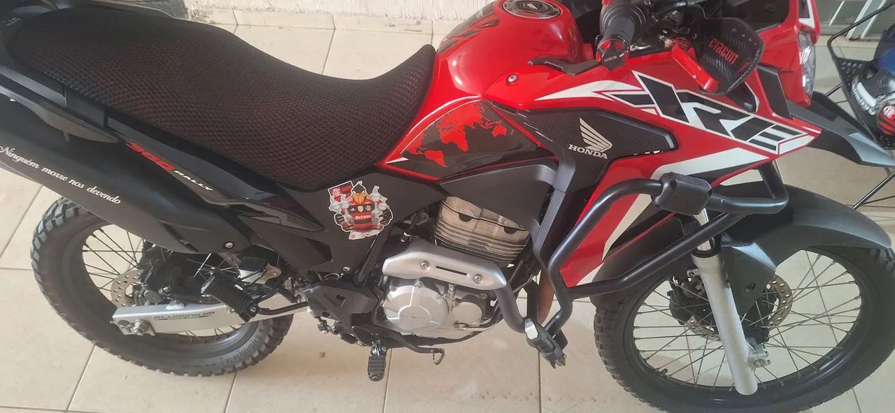Moto extremamente conservada com baixo km - Foto 3