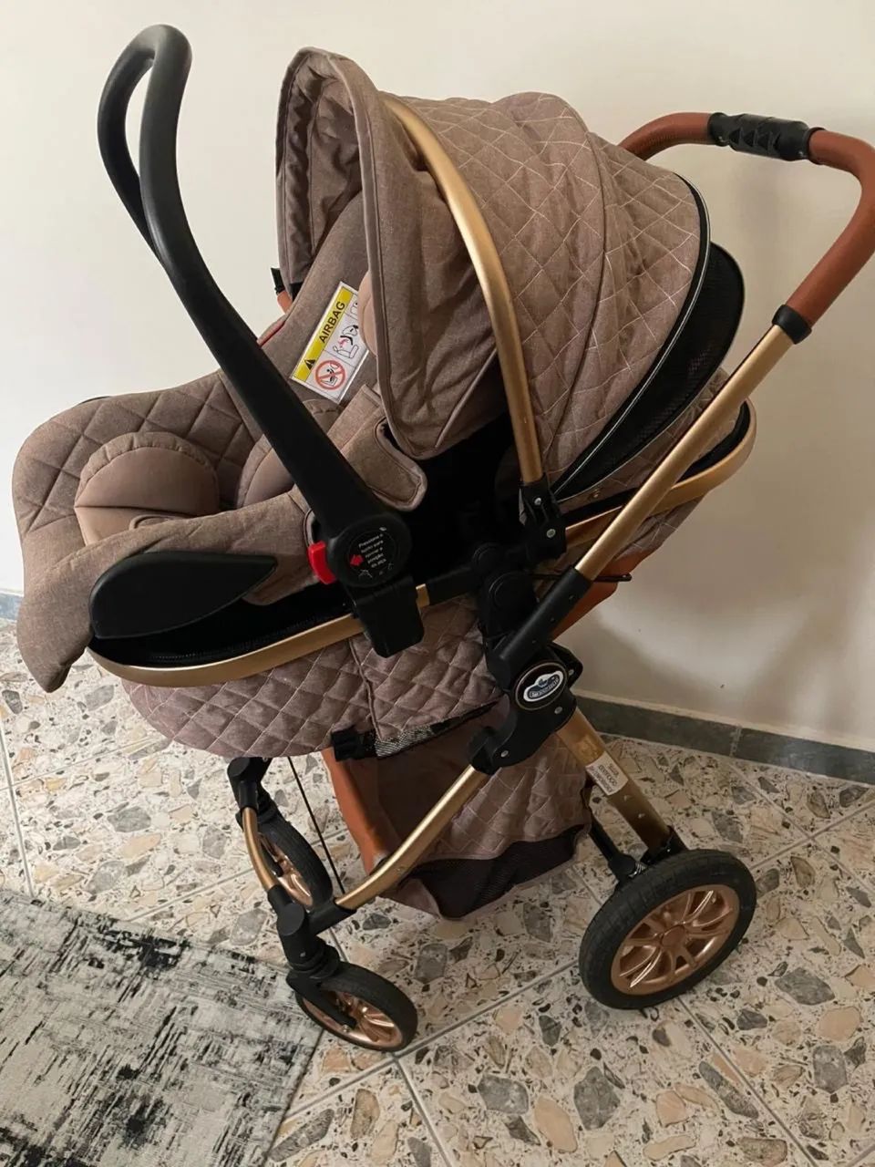Carrinho, com Moisés + bebê conforto - Foto 3