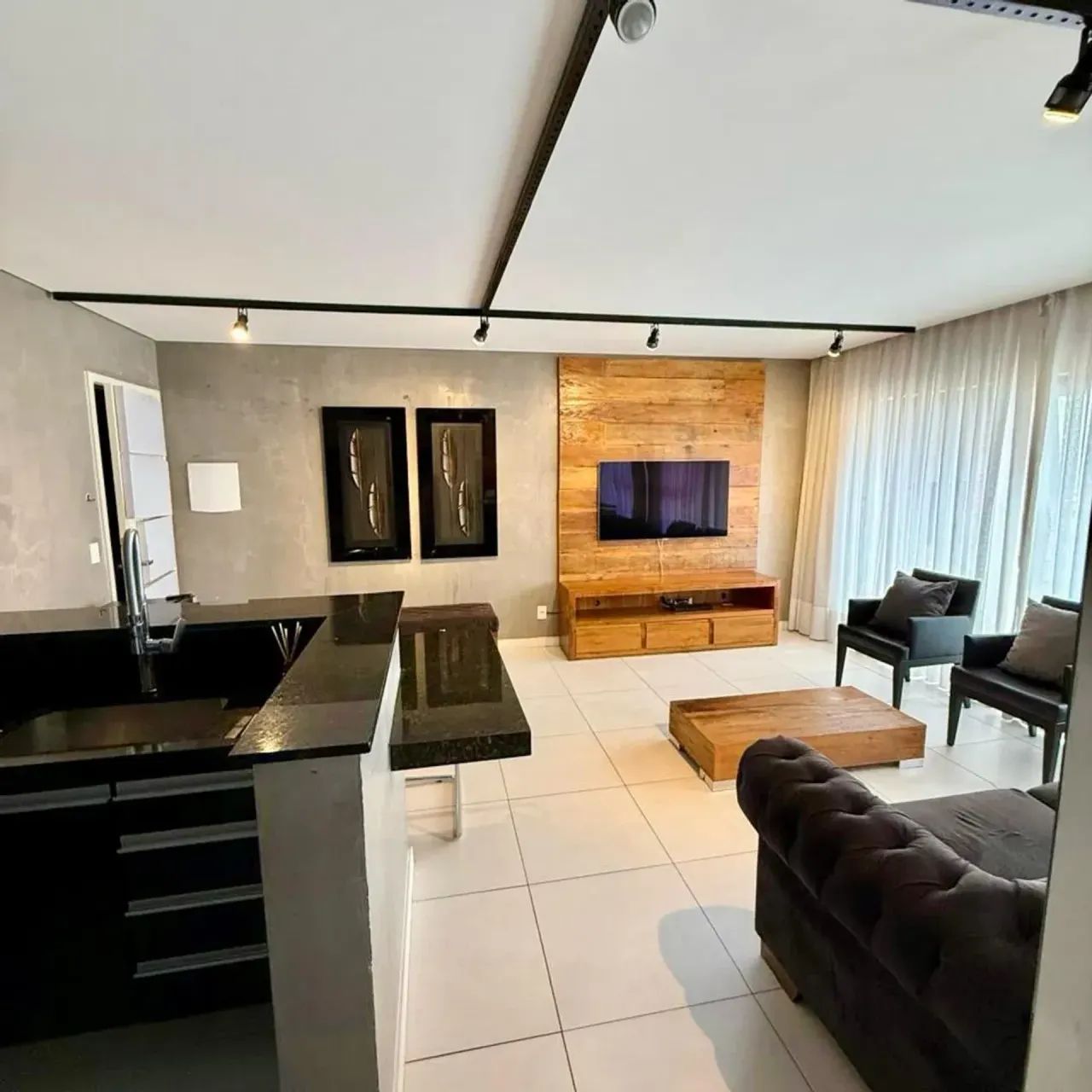 APARTAMENTO MOBILIADO COM 67 M2 NO CAMPOLIM