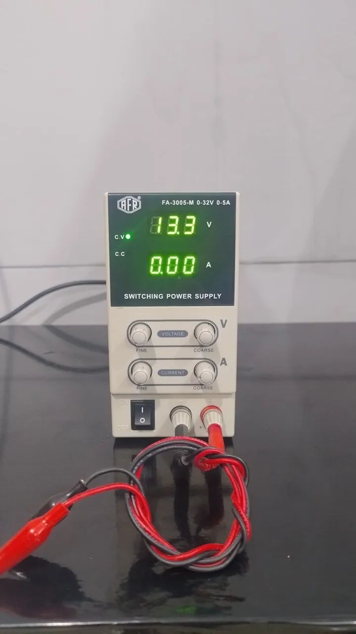 Fonte de bancada AFR FA-3005-M. - Foto 3