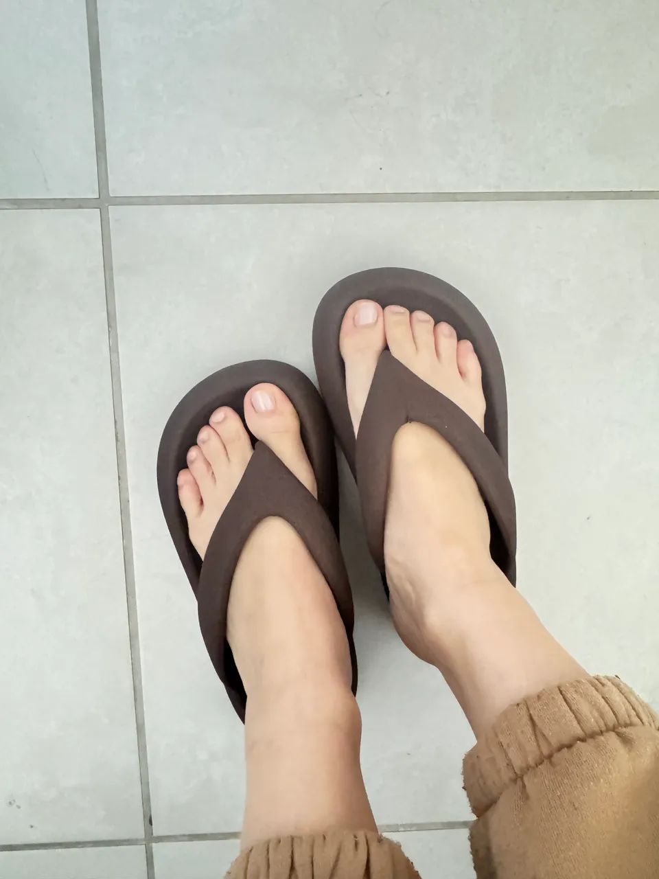 Sandália tamanho 35 40,00 nova - Foto 4