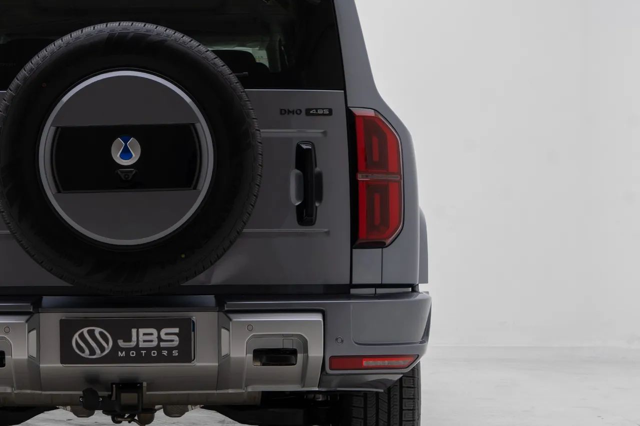 Denza B5 SUV híbrido plug-in, foto 7 de 18