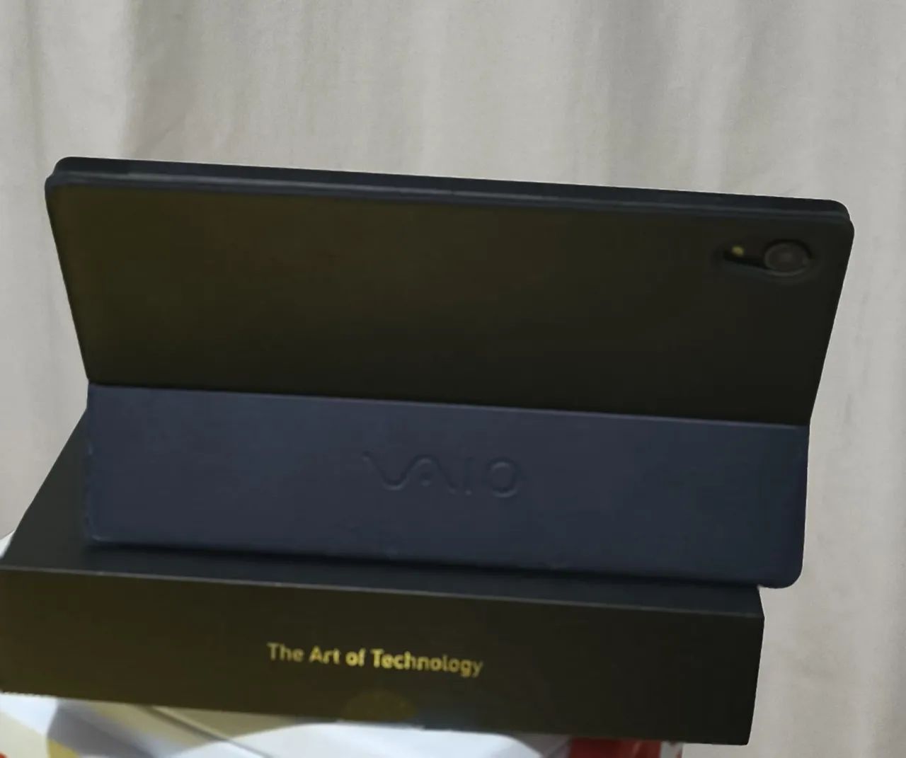 Tablet VAIO LT10 128GB/8 RAM + teclado magnético original preto. - Foto 2