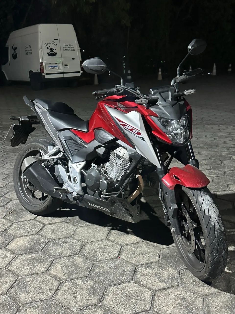 Vendo CB 300f  - Foto 2