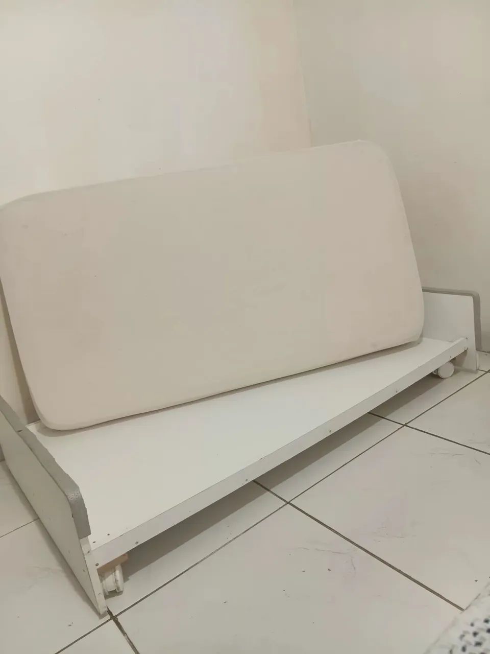Cama infantil com colchão.  - Foto 2