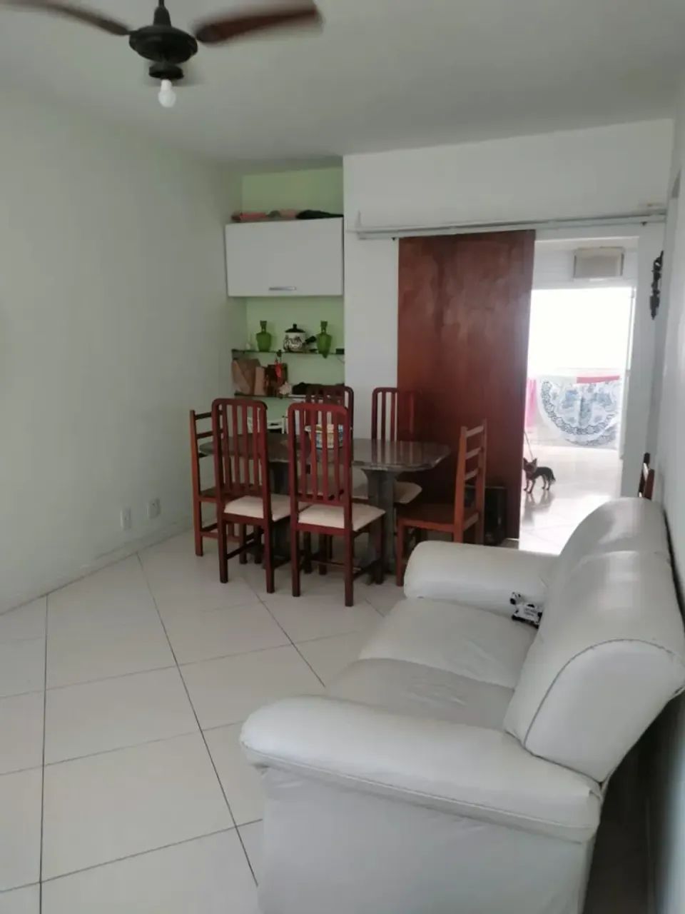 Ótimo apto com 1 dormitório em prédio frente ao Mar ! - Foto 3