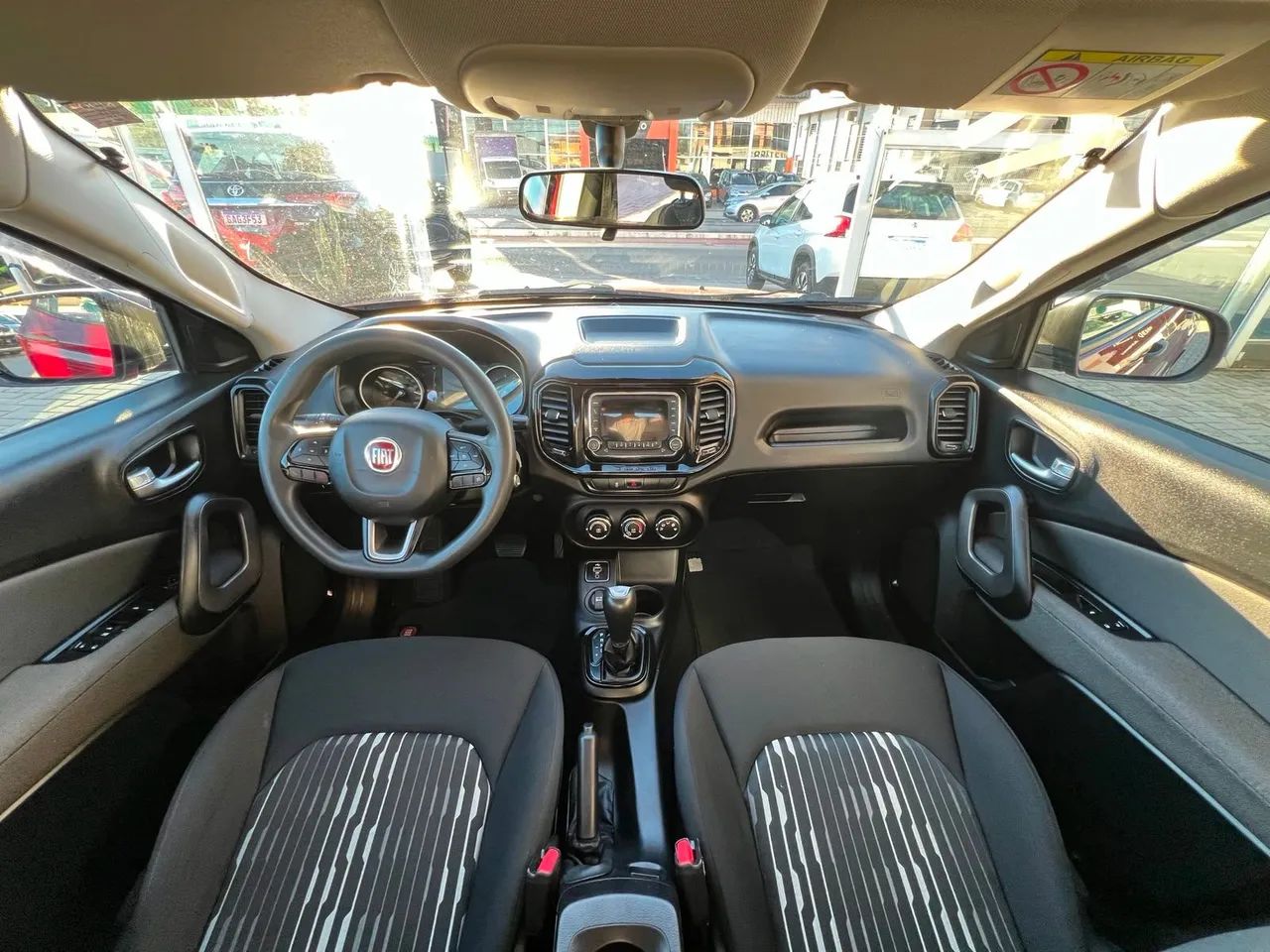 Fiat Toro Freedom 1.8 16V Flex Aut. 2017 - Foto 4