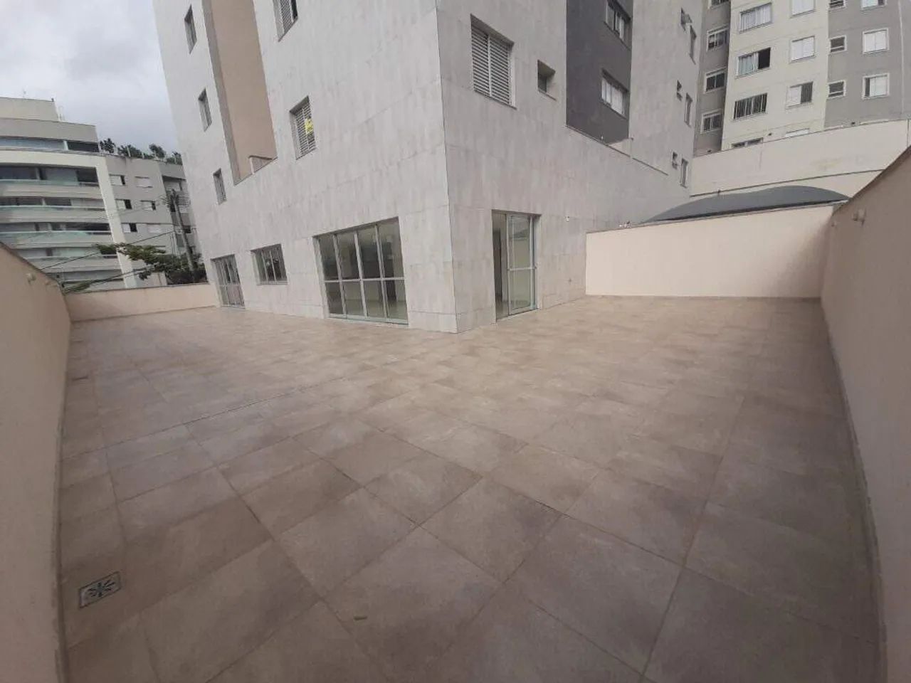 Apartamento para Aluguel no Buritis (BH) com 2 quartos e 2 vagas