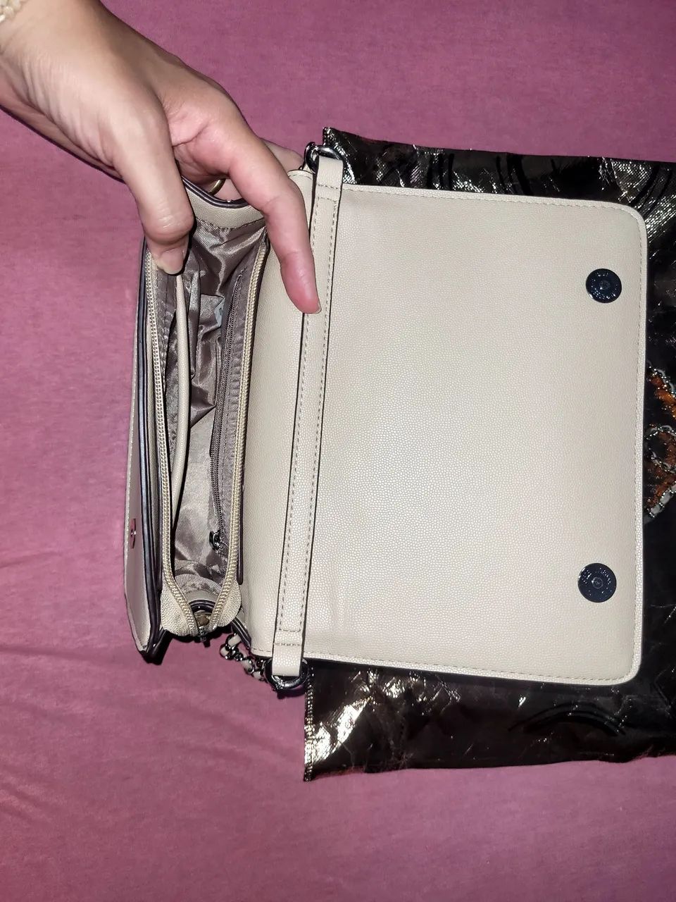 Bolsa transversal e de mão  - Foto 2