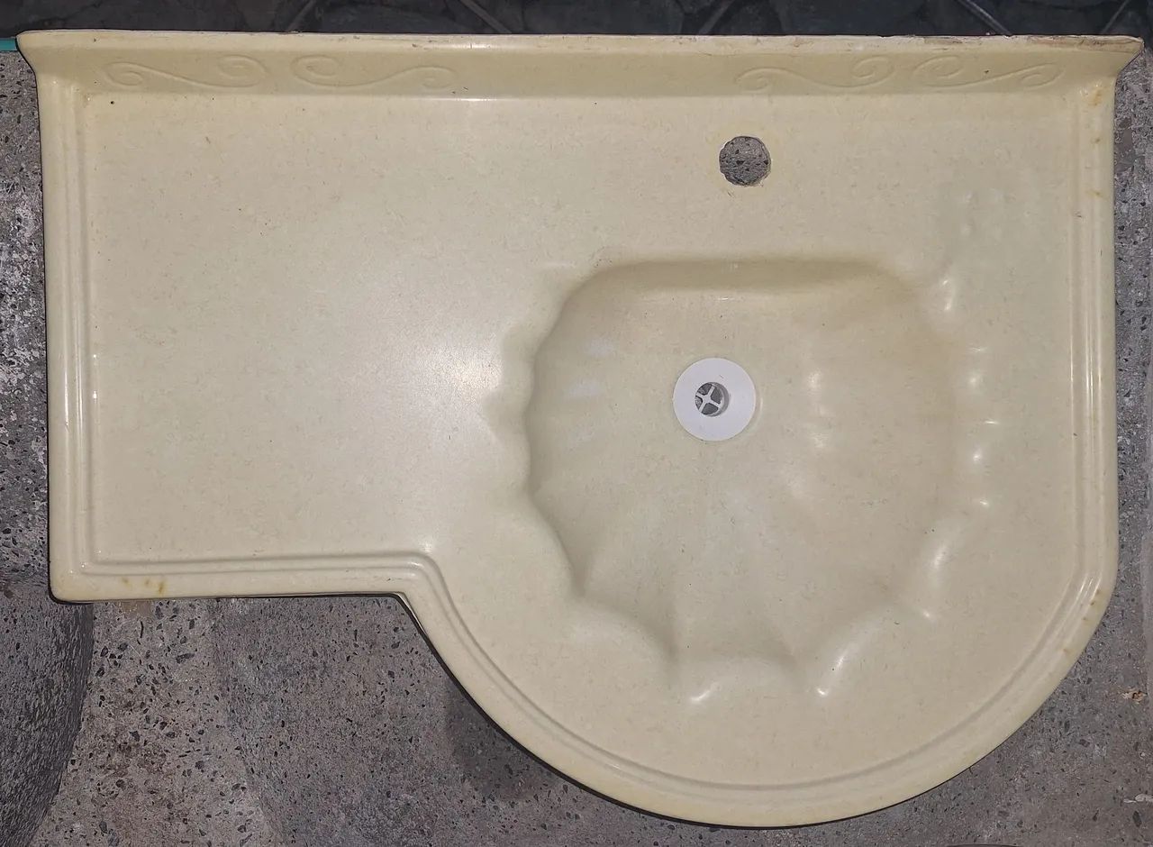 Lavatório  62cm X 44cm