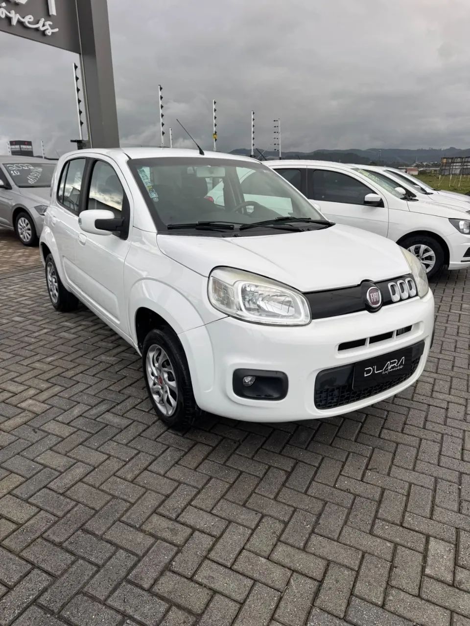 Fiat Uno Evolution 1.4 Fire Flex 8V 5P 2015 - Foto 5