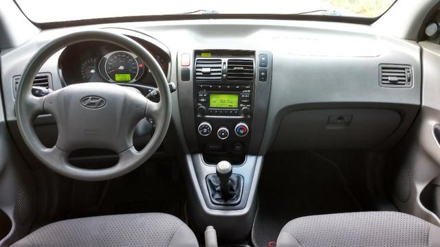 Vendo Hyundai Tucson manual com GNV - Foto 6