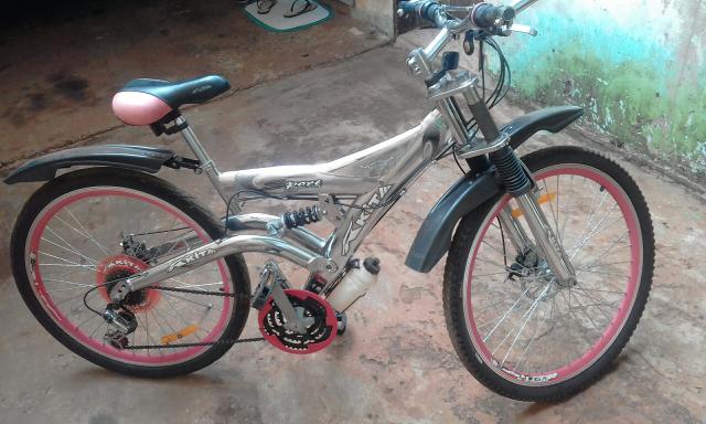 Bicicleta com freio adisco - Foto 3