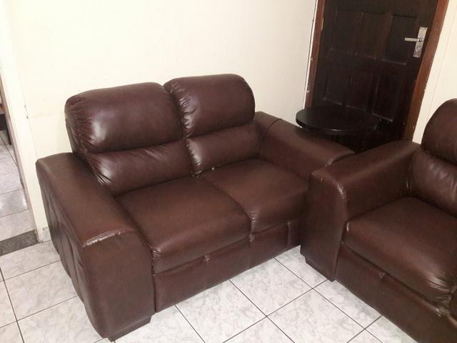Sofá 3 e 2 lugares.Imperdível - Foto 2